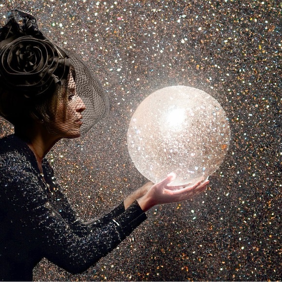 Meet your Posher, Lisa - Picture 1 of 1